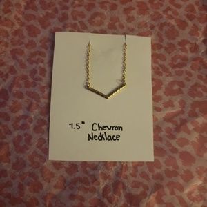 7.5" Chevron Necklace